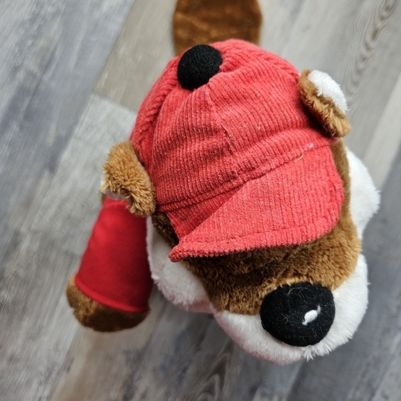 Buc-ee's Beaver Stuffed Animal Toy 2012 - Picture 3 of 10